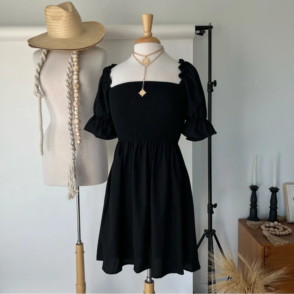 SQUARE NECK BLACK MINI DRESS - Picture 3 of 4